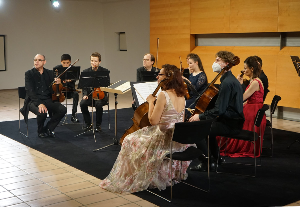 Girardi Plus Young (Veranstaltungsreihe Selected Stage)