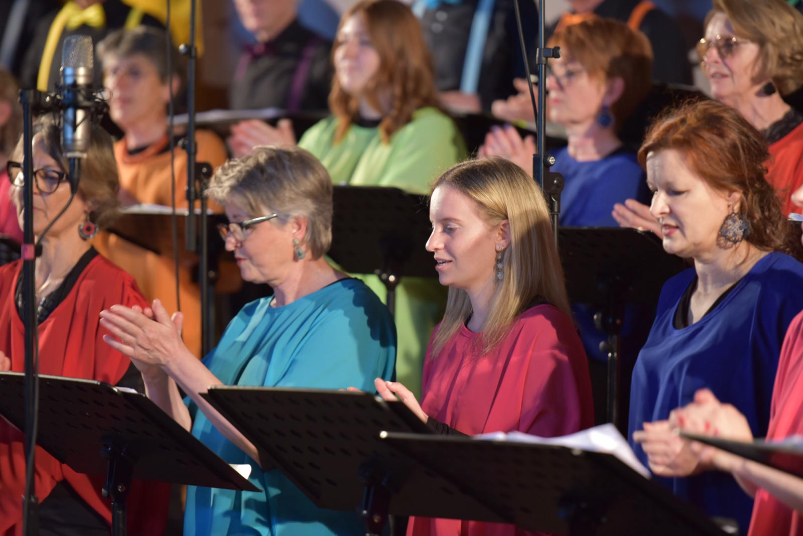 Arkadia Arnfels, Das Silberne – ein Chor jubiliert